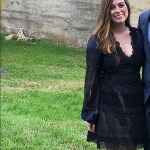 Lace dress - long sleeve